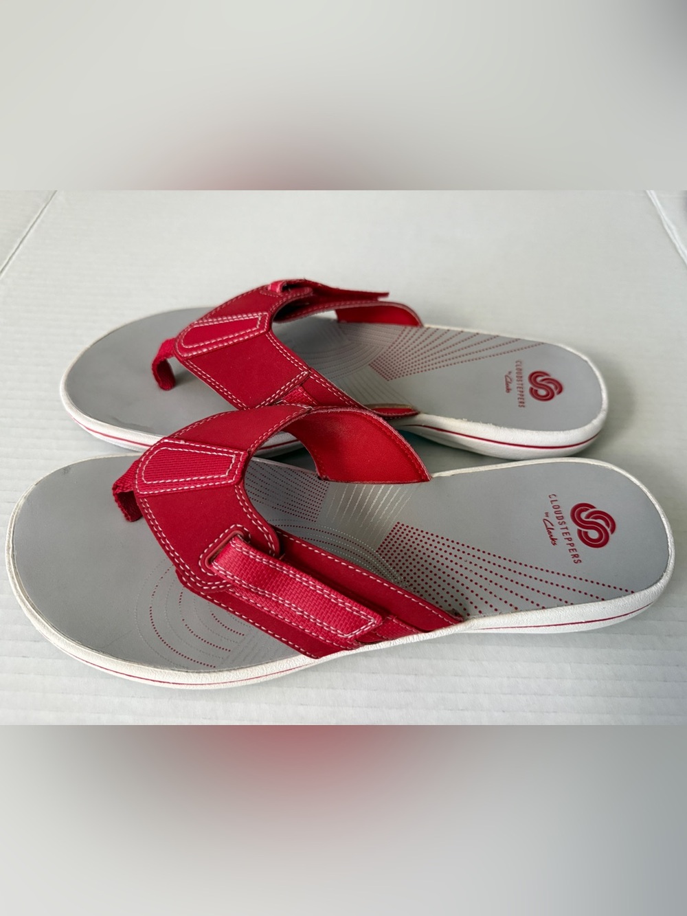 Clarks Cloudsteppers Breeze Sea Thong Sandals Red Flip Flops Women's Size 10M